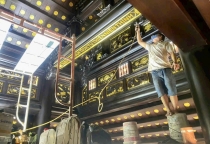 Đội Ngũ Mộc Đại Cát Hoàn Thiện Từng Công Đoạn Nhà Thờ Gỗ – Tỉ Mỉ & Chuyên Nghiệp