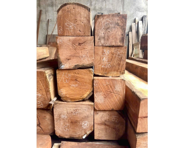 Gỗ Ga Na – Hàng Chuẩn Mới Về Tại Xưởng Mộc Đại Cát