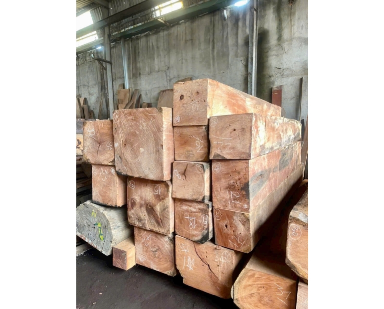 Gỗ Ga Na – Hàng Chuẩn Mới Về Tại Xưởng Mộc Đại Cát