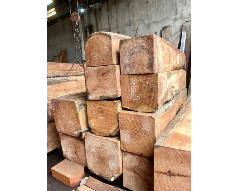 Gỗ Ga Na – Hàng Chuẩn Mới Về Tại Xưởng Mộc Đại Cát